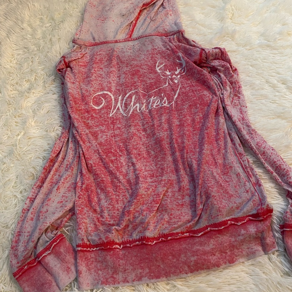 White’s long sleeve tee